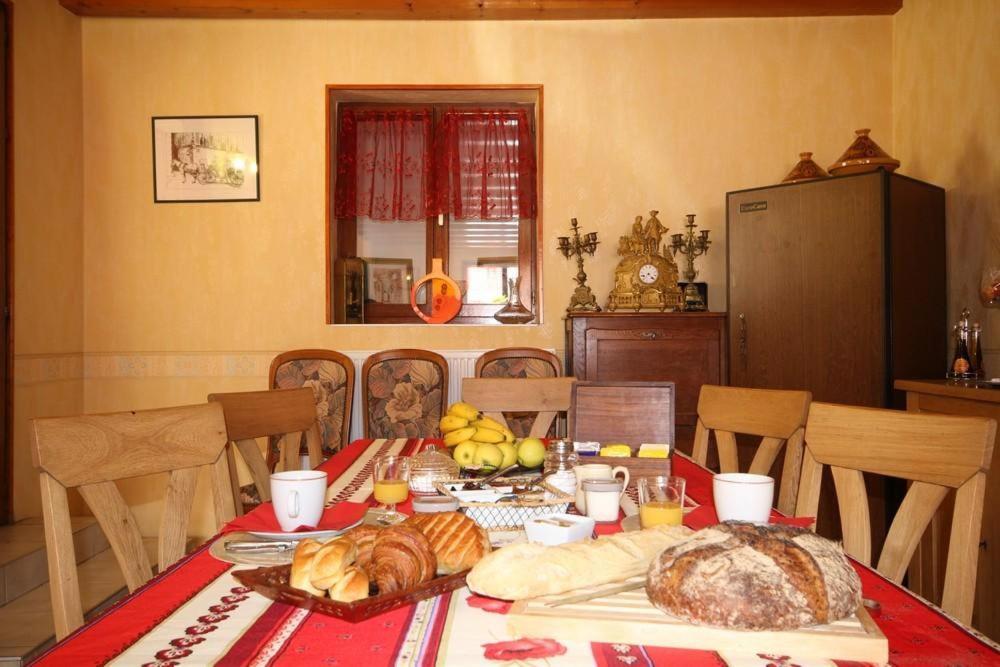 Bed and Breakfast Chez Marie-Anne Sacquenay Экстерьер фото